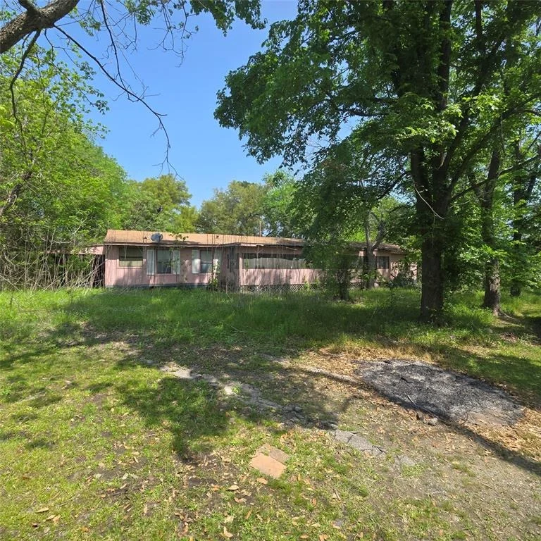 Unit for sale at 105 Lewis Street, Trinity, TX 75862