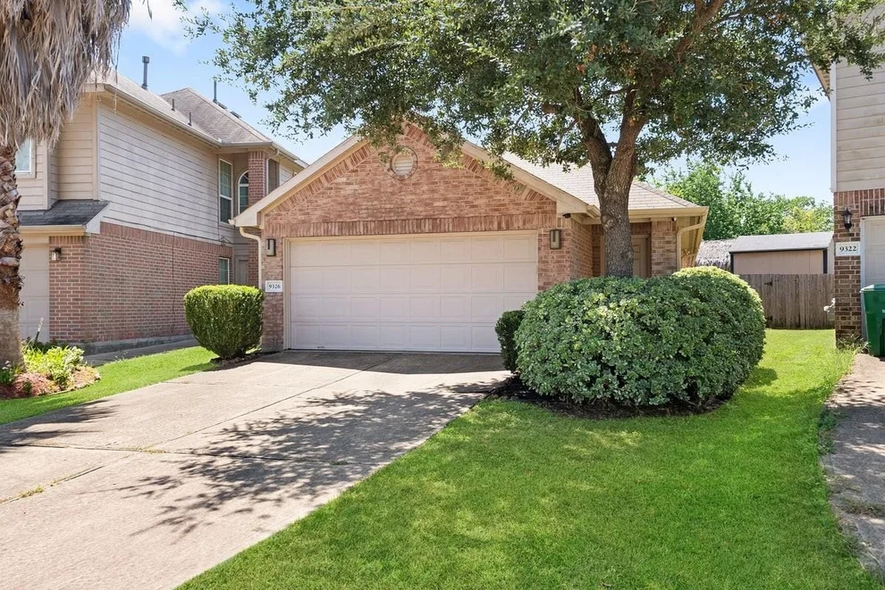 Unit for sale at 9326 Valley Tree Lane, Houston, TX 77089