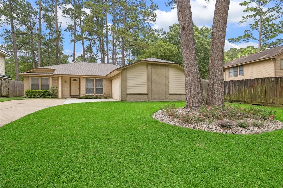 Unit for sale at 5106 Village Springs Drive, Kingwood, TX 77339