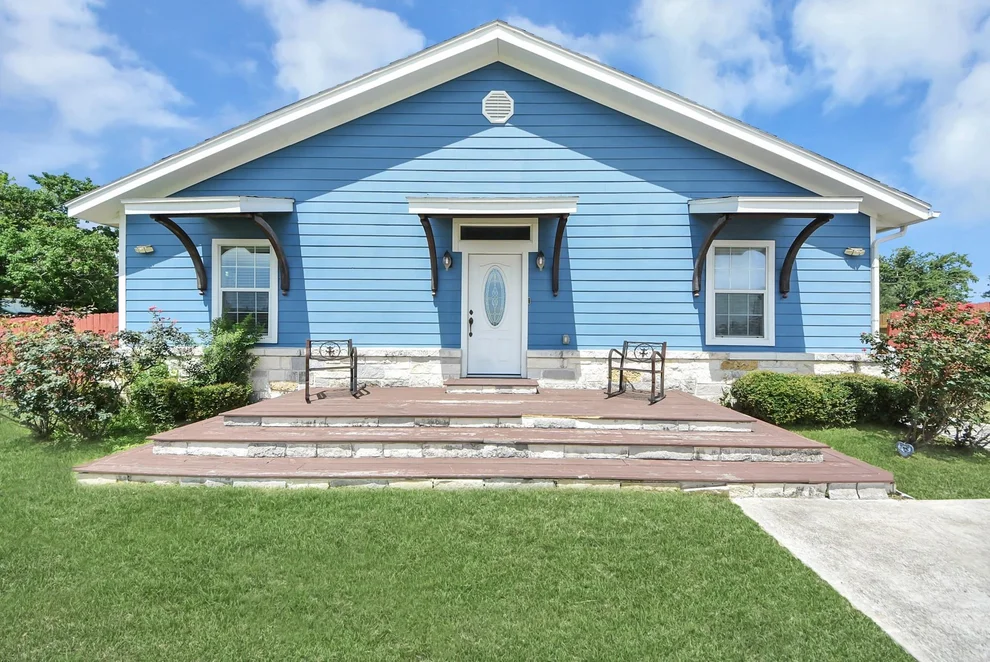 Unit for sale at 1106 S 8th Street, La Porte, TX 77571