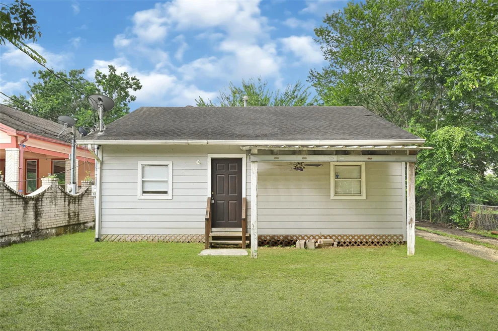 Unit for sale at 14336 Victoria Street, Houston, TX 77015