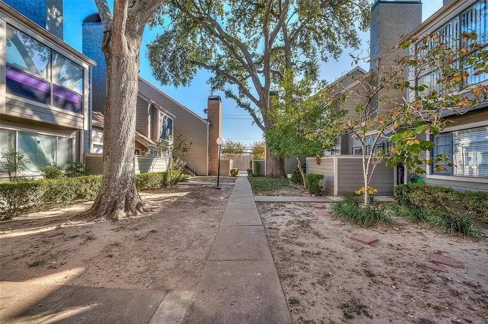 Unit for sale at 6601 Sands Point Drive, Houston, TX 77074