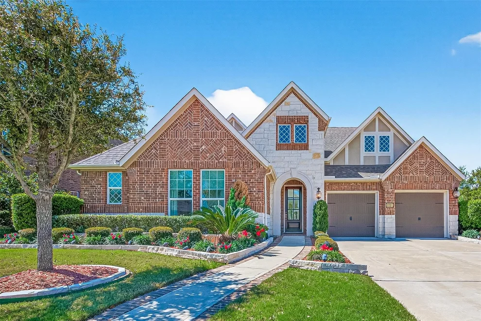 Unit for sale at 51 Scepter Ridge, Sugar Land, TX 77498