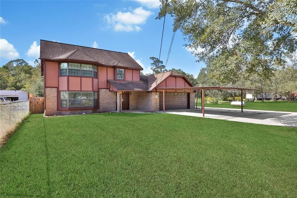 Unit for sale at 17854 Crystalwood Court, New Caney, TX 77357