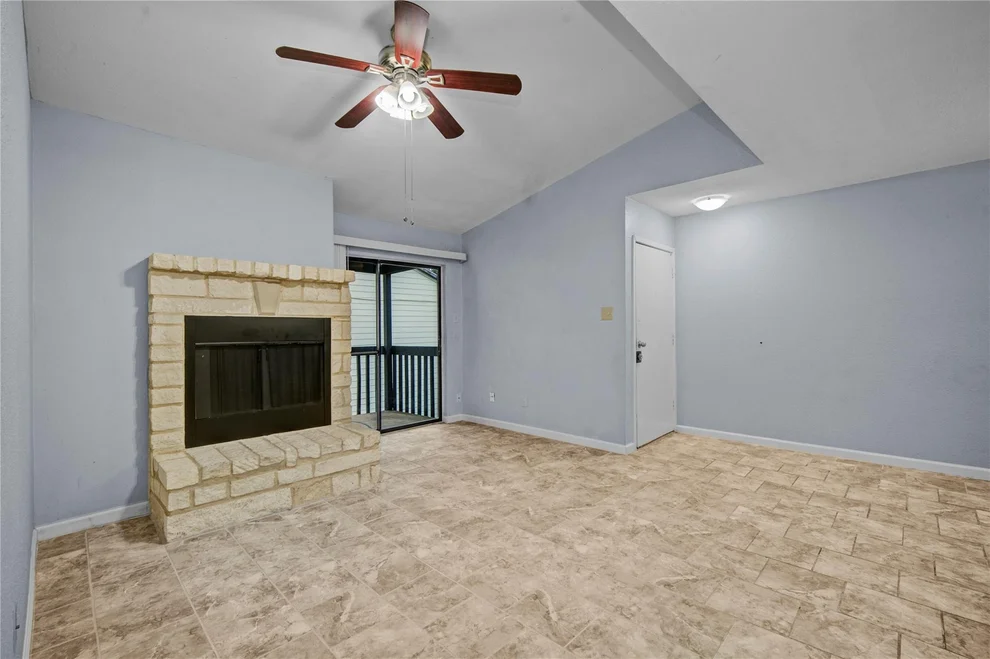 Unit for sale at 9009 Richmond Avenue, Houston, TX 77063