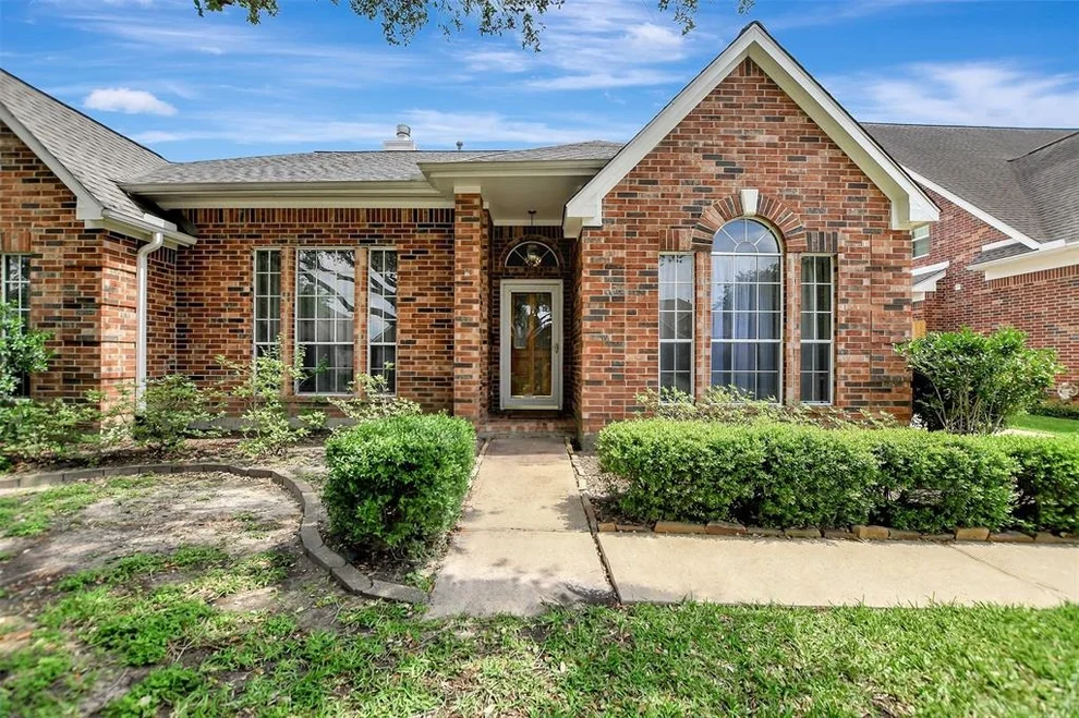 Unit for sale at 9818 Sage Lee Drive, Houston, TX 77089