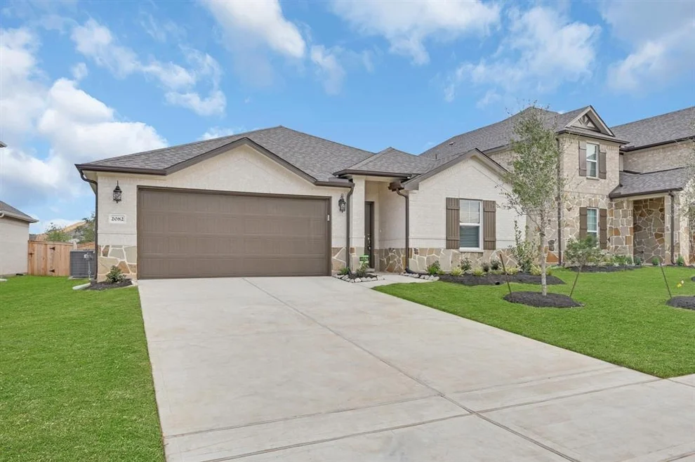 Unit for sale at 2082 Gadwall Drive, Conroe, TX 77384