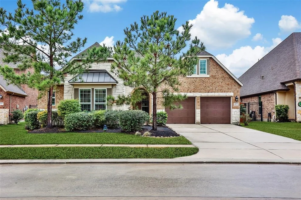 Unit for sale at 4075 Northern Spruce Drive, Spring, TX 77386