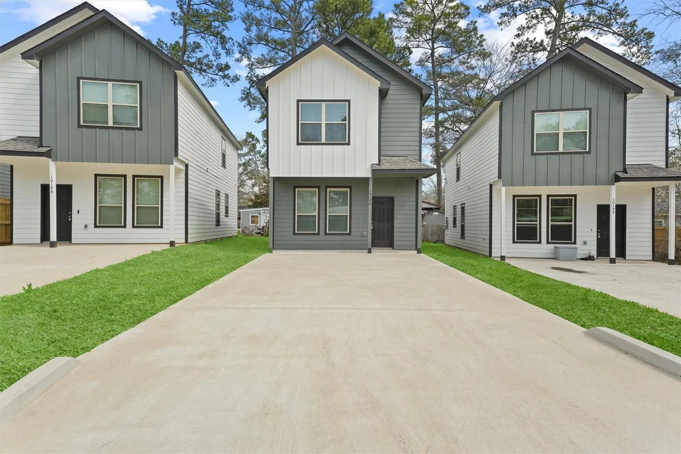 Unit for sale at 10196 Barberry Street, Willis, TX 77318