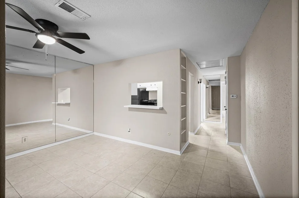 Unit for sale at 6401 Skyline Drive, Houston, TX 77057
