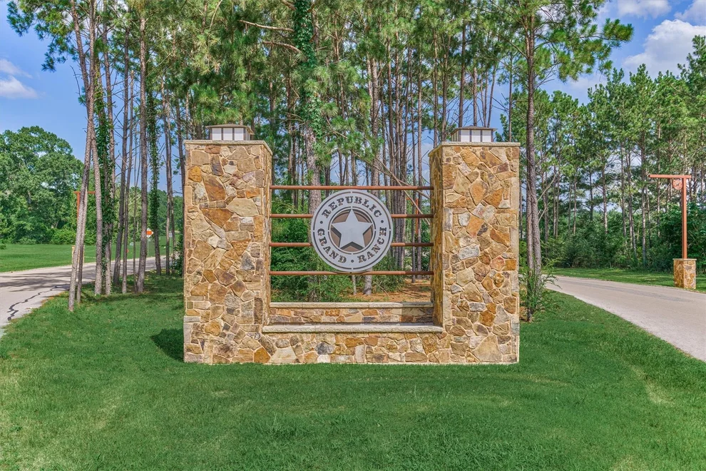 Unit for sale at 15546 Republic Park Trail, Willis, TX 77378