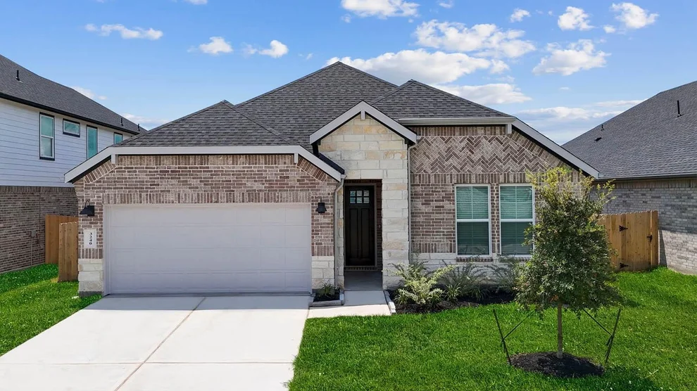 Unit for sale at 3801 Stars Way, League City, TX 77573