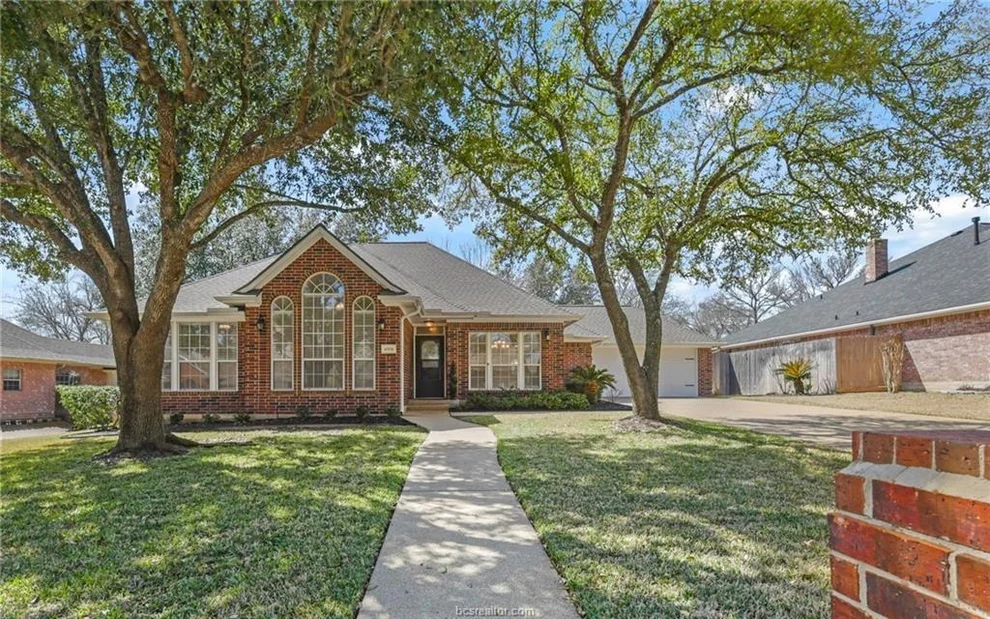 Unit for sale at 4906 Bay Oaks Court, College Station, TX 77845