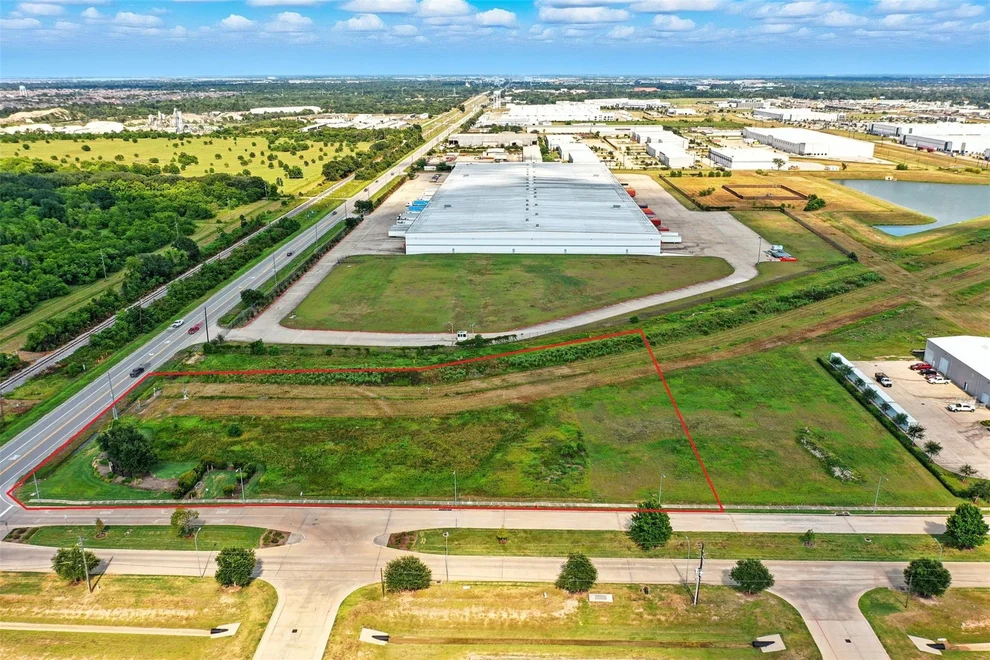 Unit for sale at 189 Commerce Parkway, Katy, TX 77494
