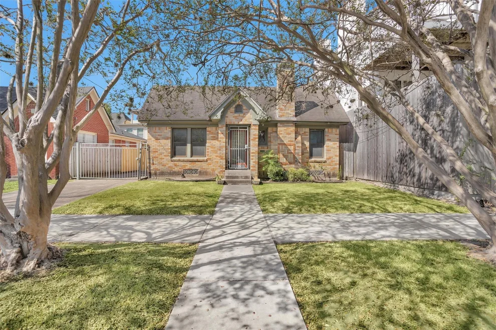 Unit for sale at 1906 Woodhead Street, Houston, TX 77019