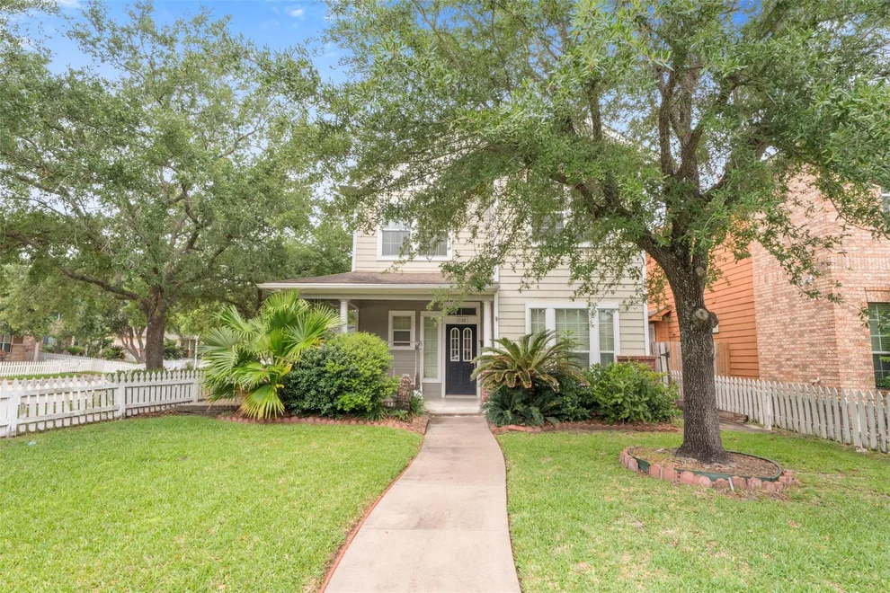 Unit for sale at 7138 Sun Village Drive, Houston, TX 77083