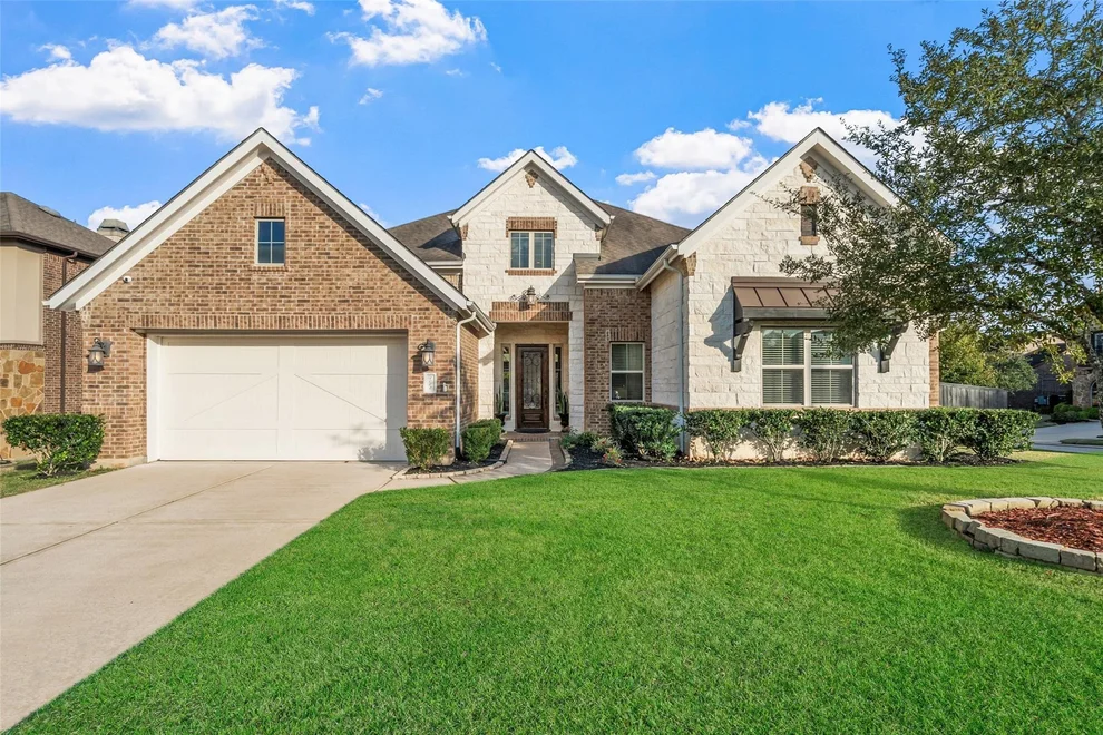 Unit for sale at 1002 Highclere Holly Court, Conroe, TX 77384