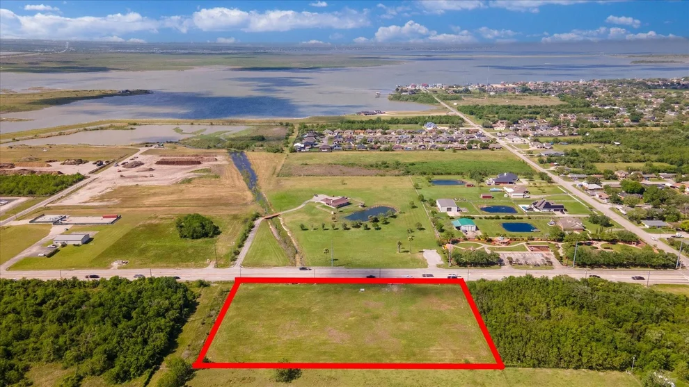Unit for sale at 00 25 Avenue, Texas City, TX 77590