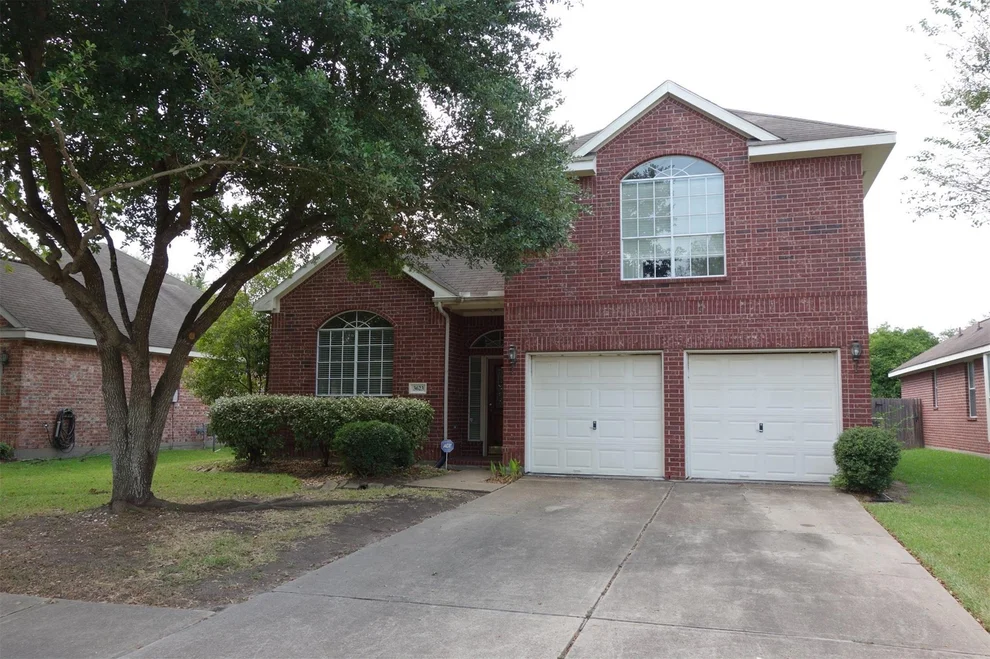Unit for sale at 3623 Chatwood Drive, Pearland, TX 77584