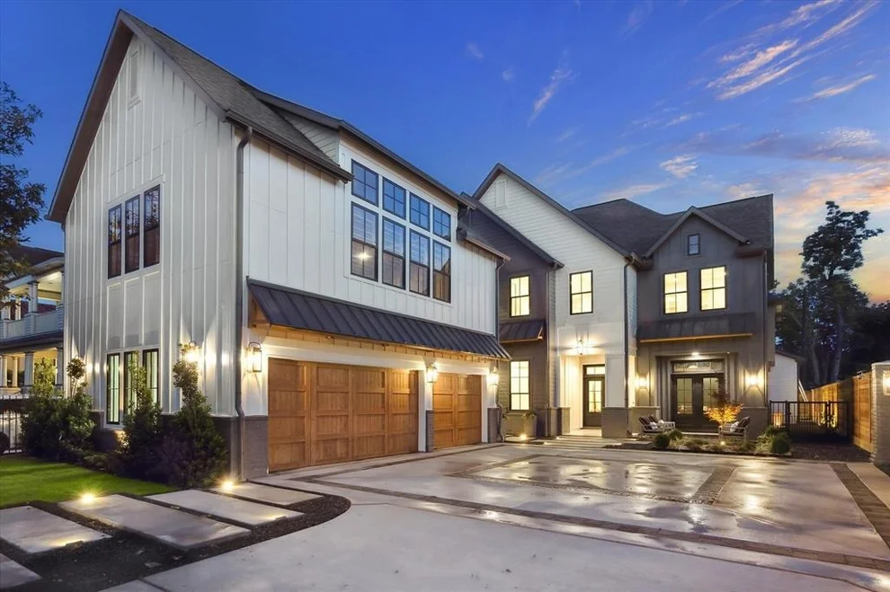Unit for sale at 702 E 19th Street, Houston, TX 77008