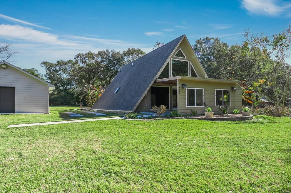 Unit for sale at 19305 Trailwood, Magnolia, TX 77355