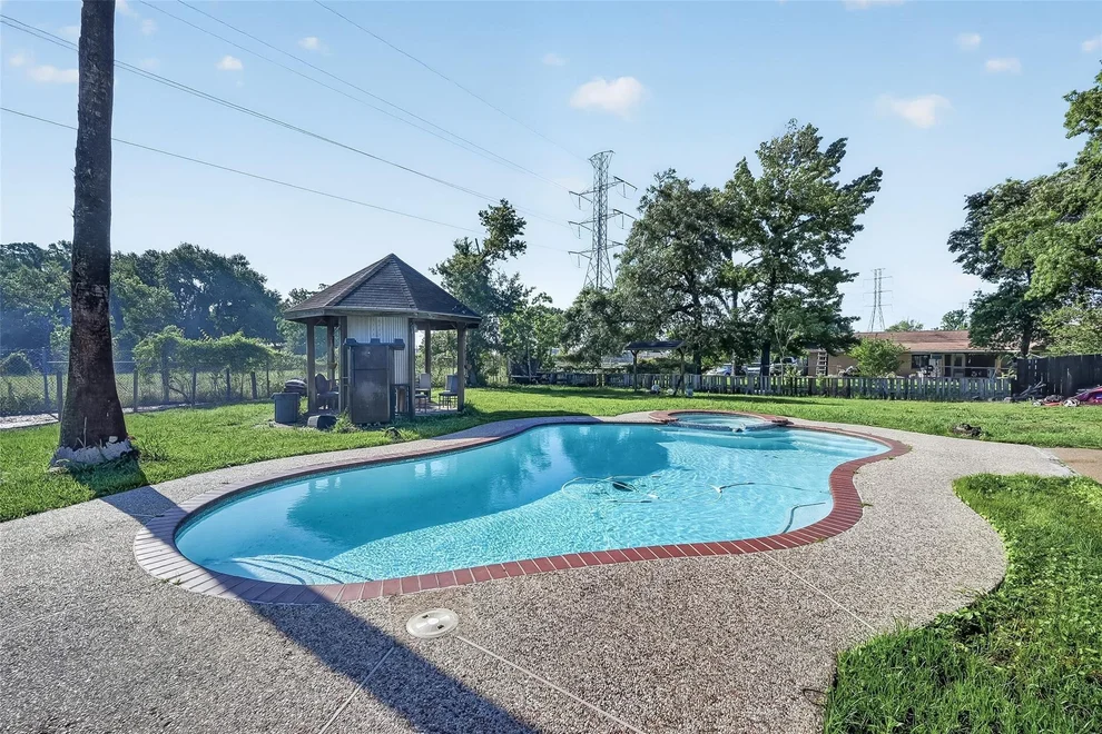 Unit for sale at 621 Elsbeth Street, Channelview, TX 77530