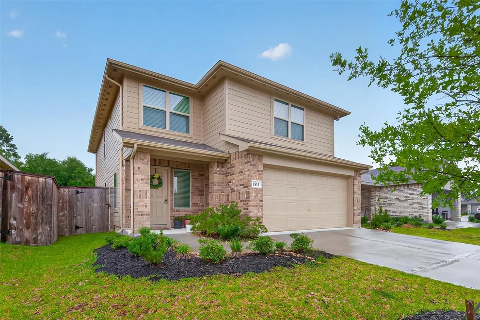 Unit for sale at 1511 Las Cuevas Drive, Conroe, TX 77301