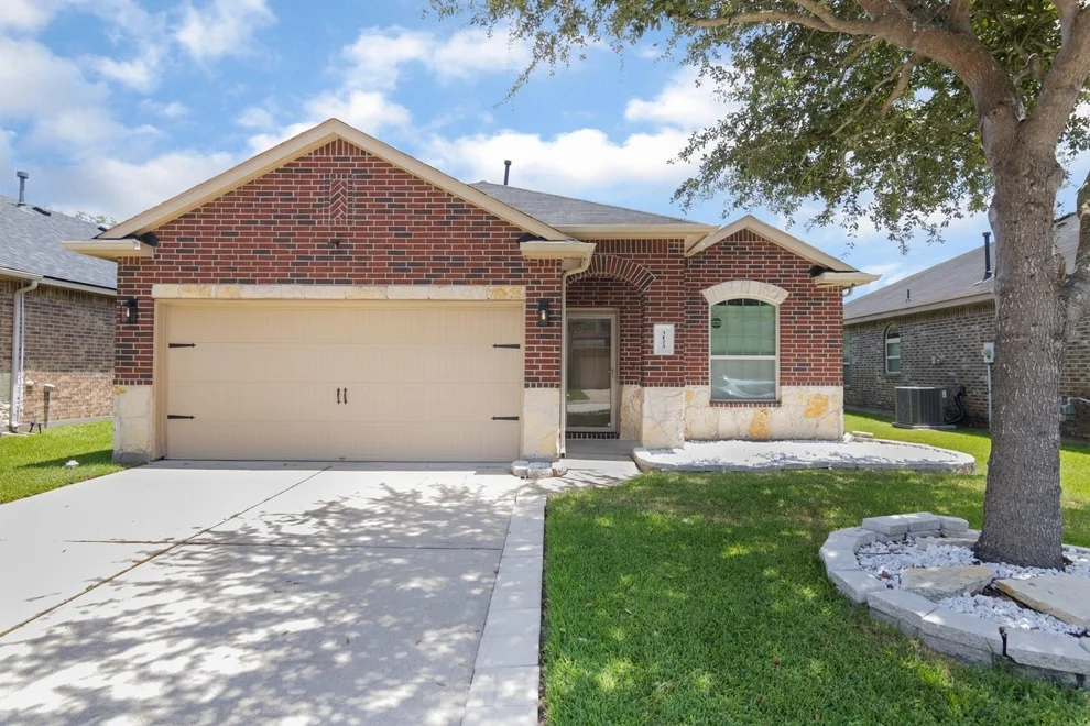 Unit for sale at 3123 Hurst Green Lane, Fresno, TX 77545
