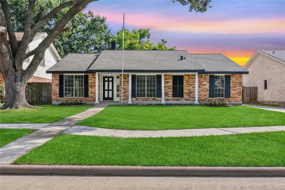 Unit for sale at 6706 Redding Springs Lane, Houston, TX 77086