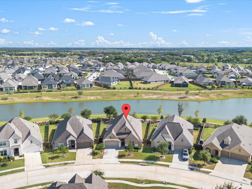 Unit for sale at 10135 Napier Drive, Manvel, TX 77583