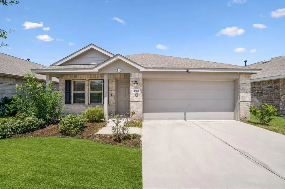 Unit for sale at 4603 Summer Teton Trail, Baytown, TX 77521