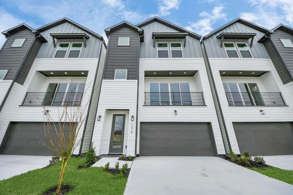 Unit for sale at 1216 English Street, Houston, TX 77009