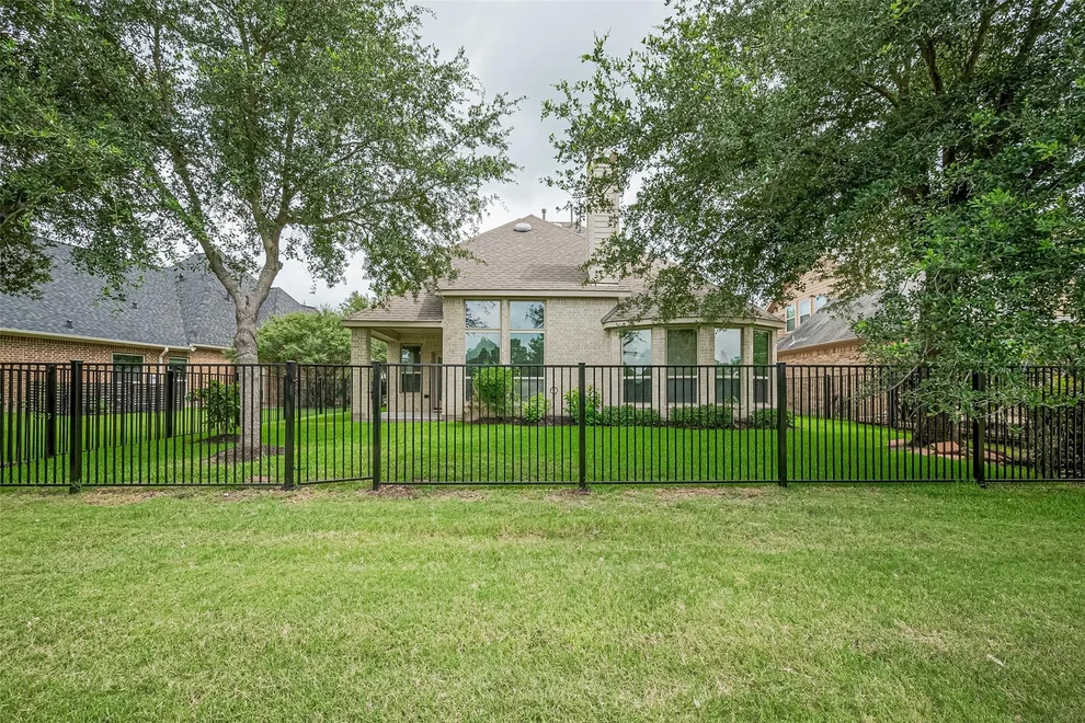 Unit for sale at 19339 Oxford Haven Drive, Cypress, TX 77433