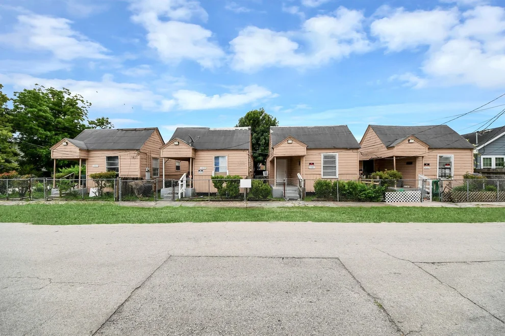 Unit for sale at 3317 Sampson Street, Houston, TX 77004
