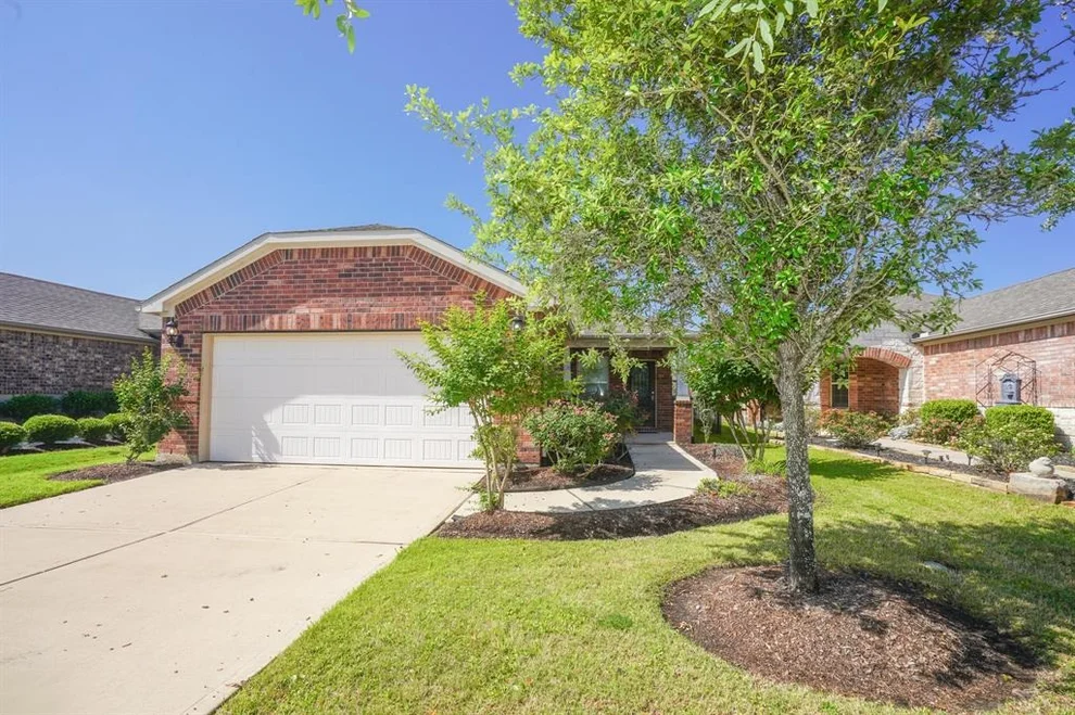 Unit for sale at 2918 Cone Flower Drive, Richmond, TX 77469