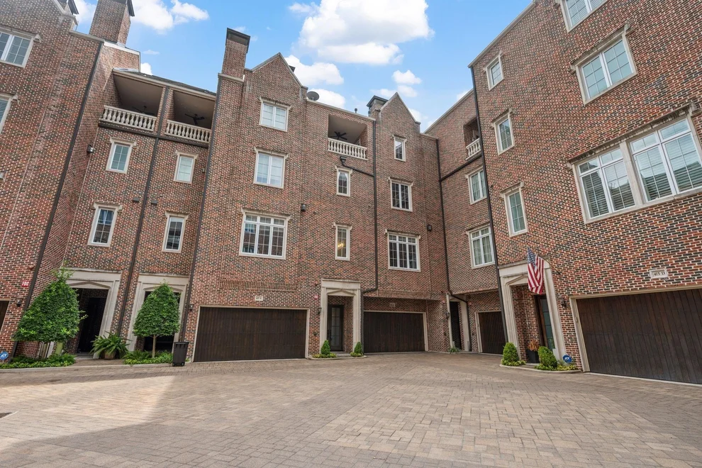 Unit for sale at 415 Lovett Boulevard, Houston, TX 77006