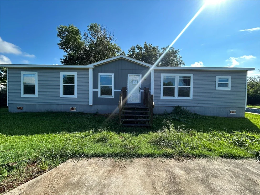 Unit for sale at 2304 Peach Street, High Island, TX 77623