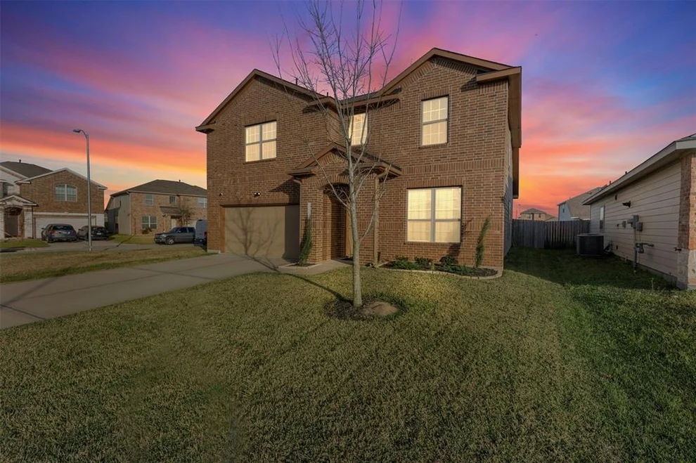 Unit for sale at 13222 Barrington Oaks Circle, Houston, TX 77044