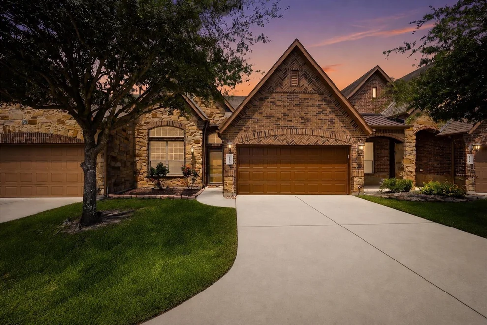 Unit for sale at 19658 Candlewood Oaks Lane, Spring, TX 77379