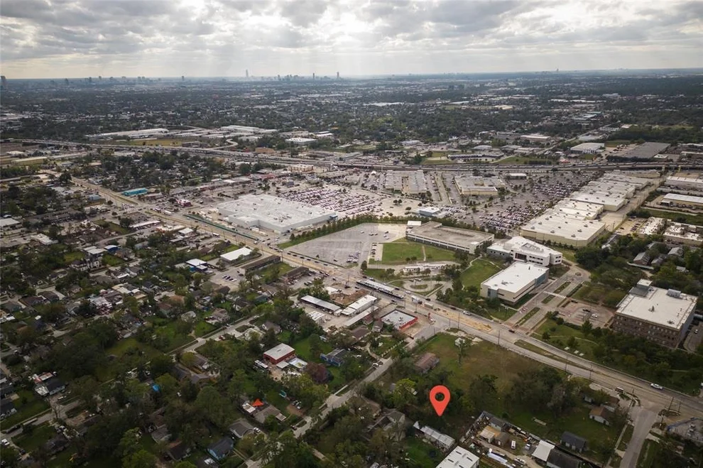 Unit for sale at 119 Rebecca Street, Houston, TX 77022