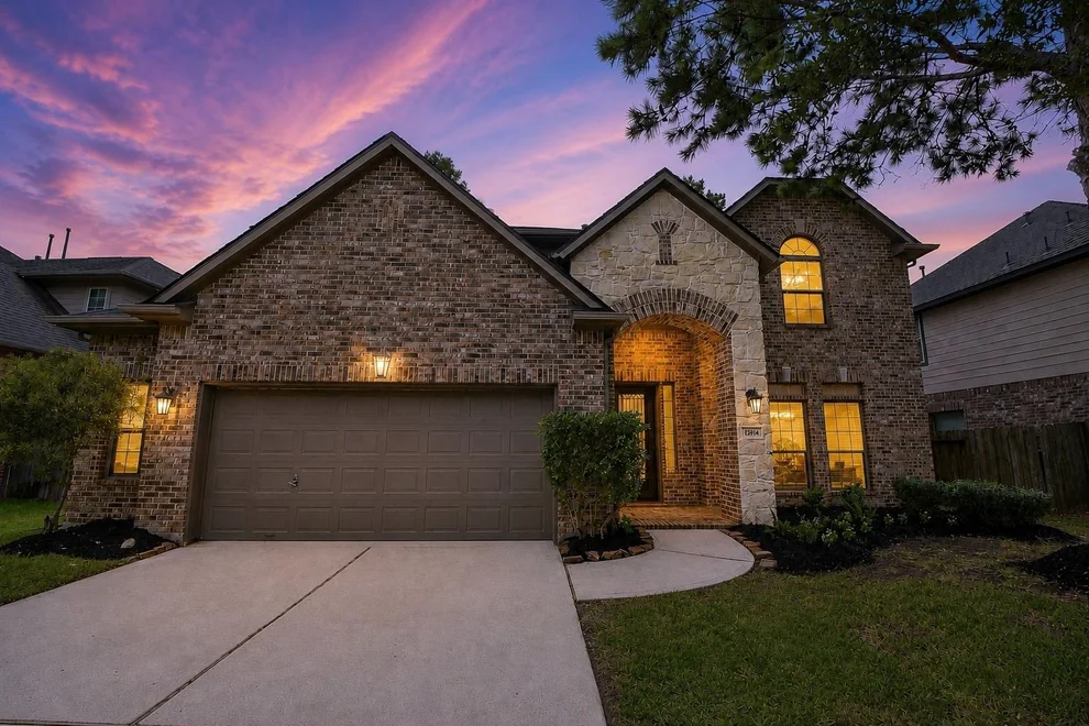Unit for sale at 13914 Palmer Glen Lane W, Houston, TX 77044