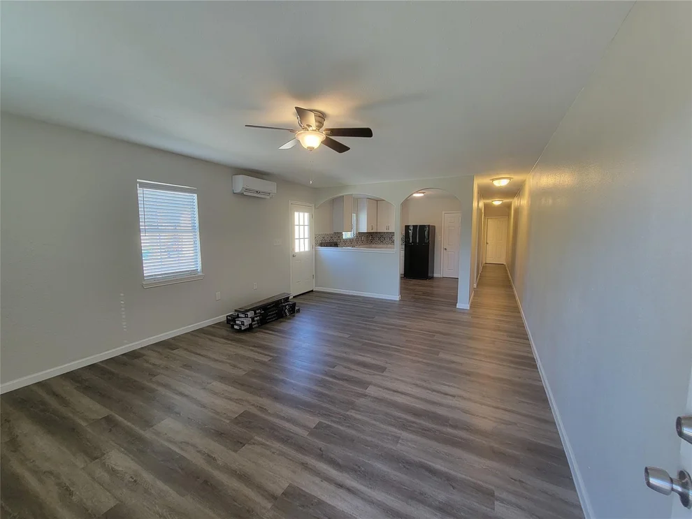Unit for sale at 715 11th Street, Dickinson, TX 77539