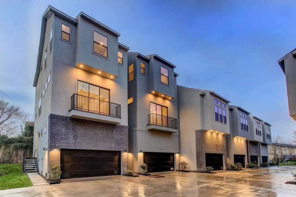 Unit for sale at 2616 Riverside Drive, Houston, TX 77004