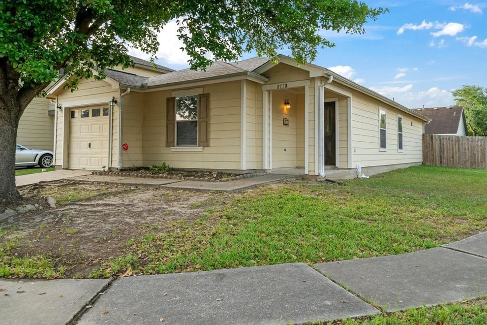 Unit for sale at 8110 Chancewood Lane, Humble, TX 77338