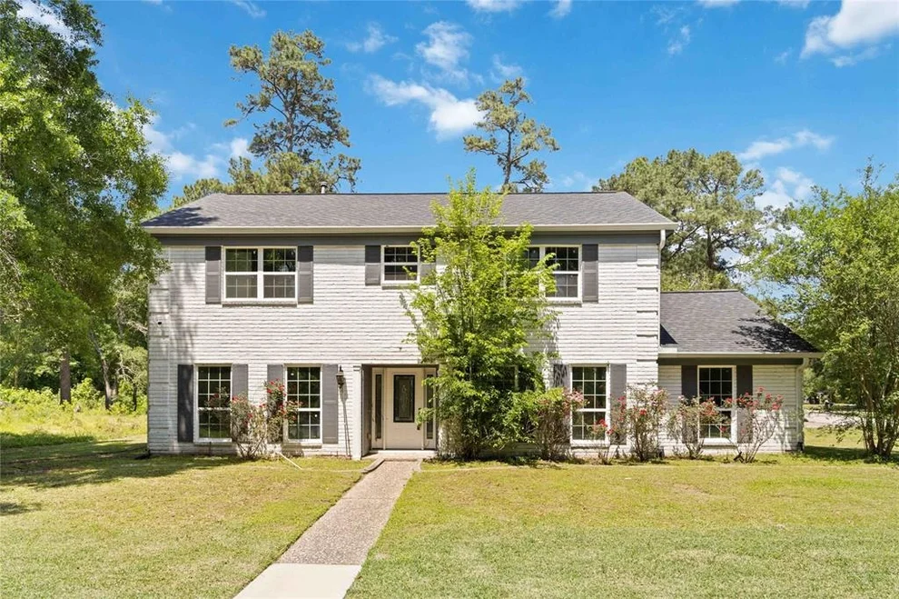 Unit for sale at 528 Robert E Lee Drive, Conroe, TX 77302