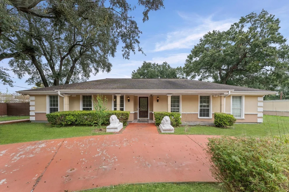 Unit for sale at 8710 Congo Lane, Houston, TX 77040