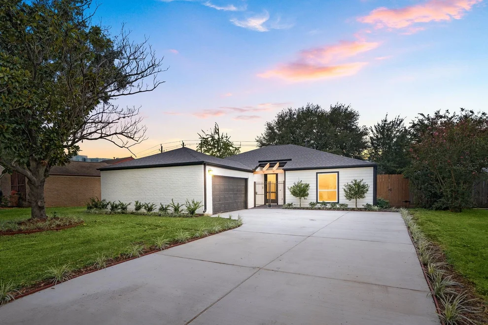 Unit for sale at 11319 Wickersham Lane, Houston, TX 77077