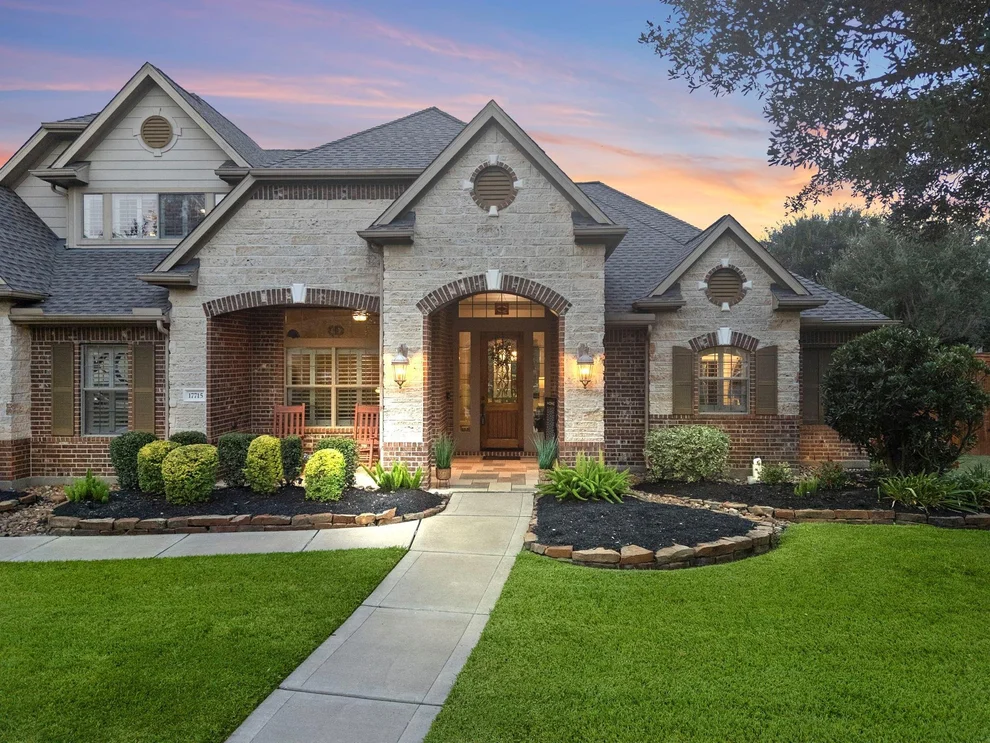 Unit for sale at 17715 Fairhaven Lake Drive, Cypress, TX 77433