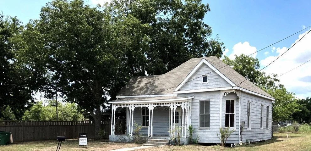 Unit for sale at 603 N Depot Street, Victoria, TX 77901