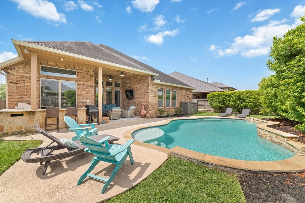 Unit for sale at 15214 Foxwood Arbor Lane, Cypress, TX 77429